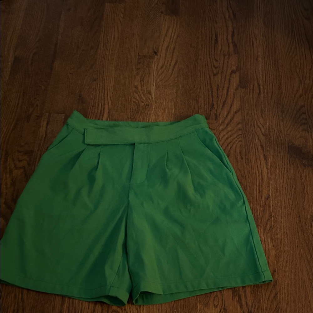 Women’s future collective shorts size 4